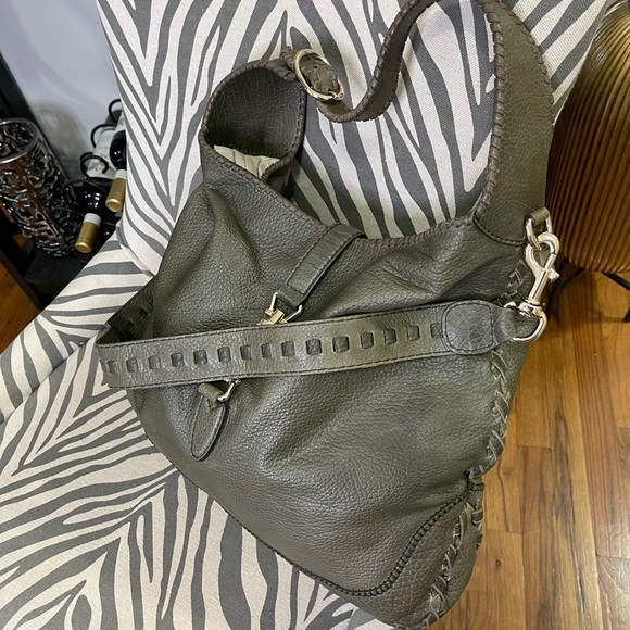 💯Authentic Gucci Jackie Large Olive Green Leather Bag. - Picture 14 of 16